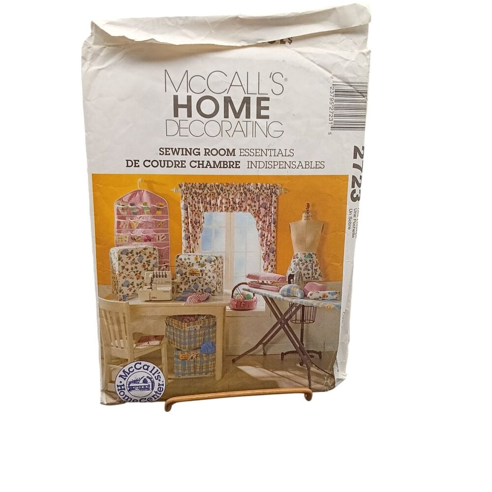 Vintage McCalls 2723 Home Decorating Sewing Room Essentials Pattern